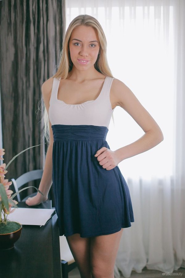 Ольгуша, 20 лет, 0 размер груди